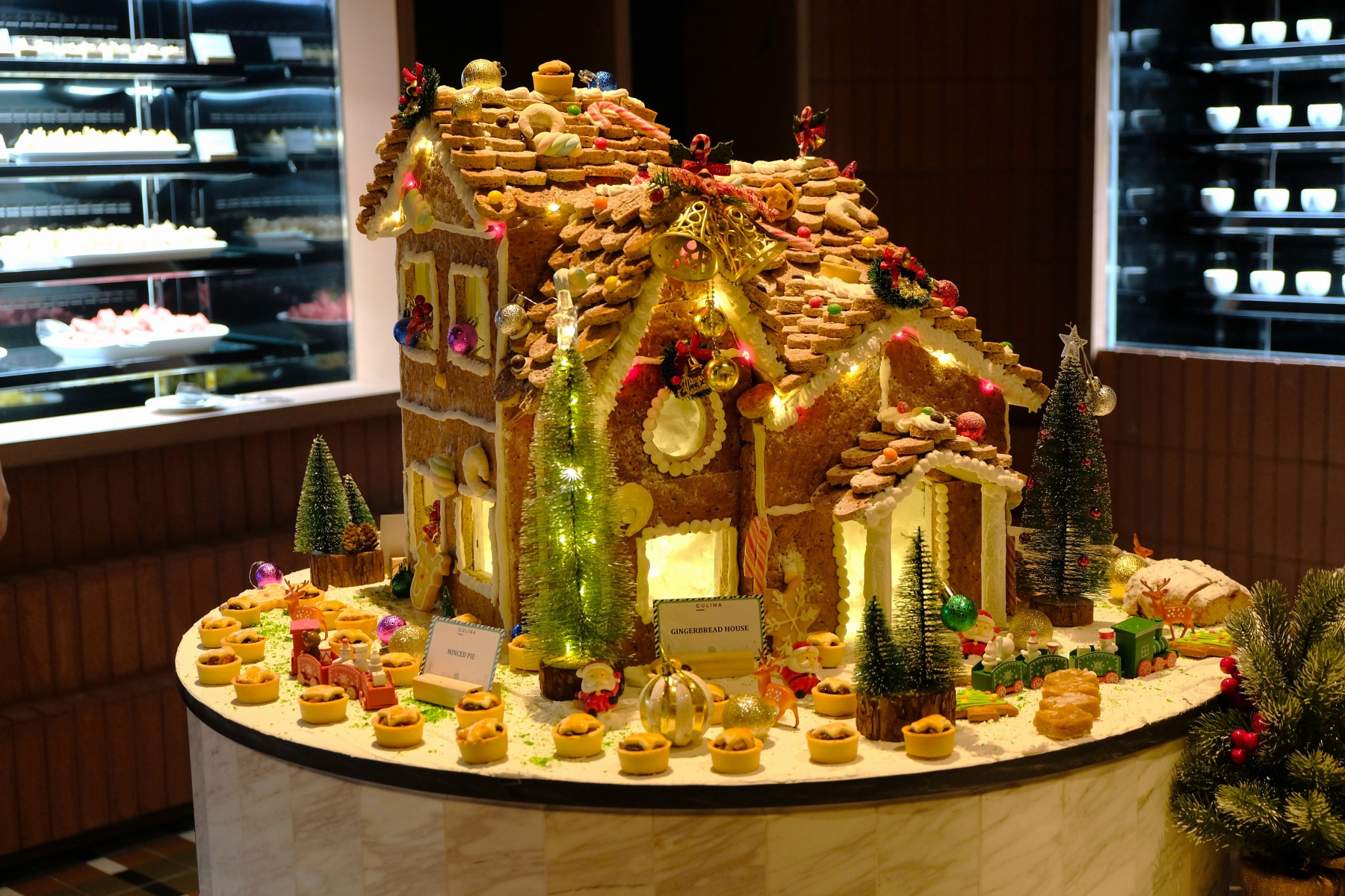 christmas-eve-buffet-dinner-at-culina