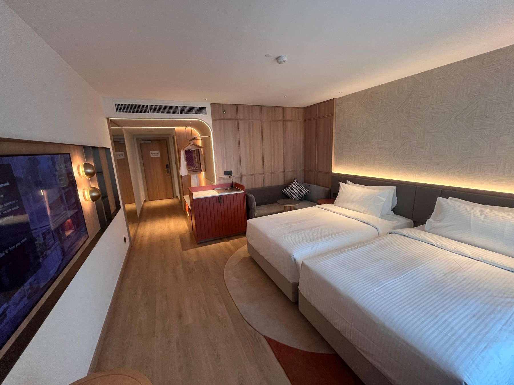 Pullman Kuching Deluxe Twin