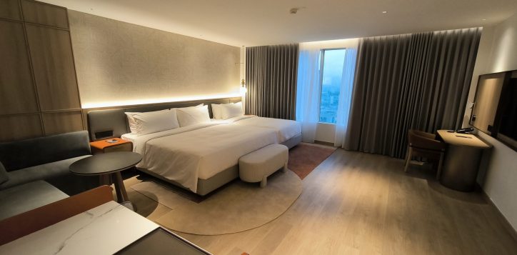 family-executive-room