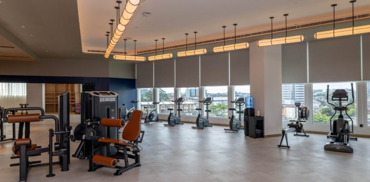 fitness-pool