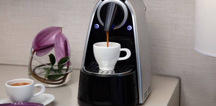 mercurehaiphong-9183_superior-privilege-coffee-machine