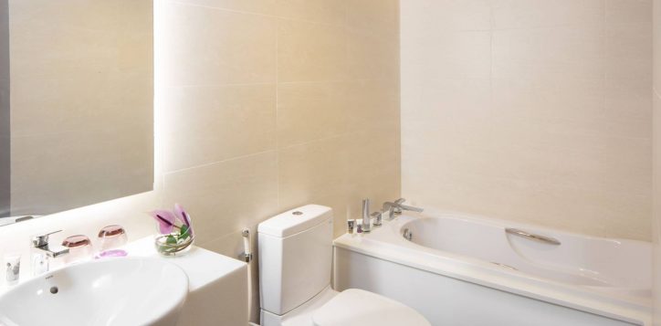 mercurehaiphong-9183-apartment-3br-bathroom