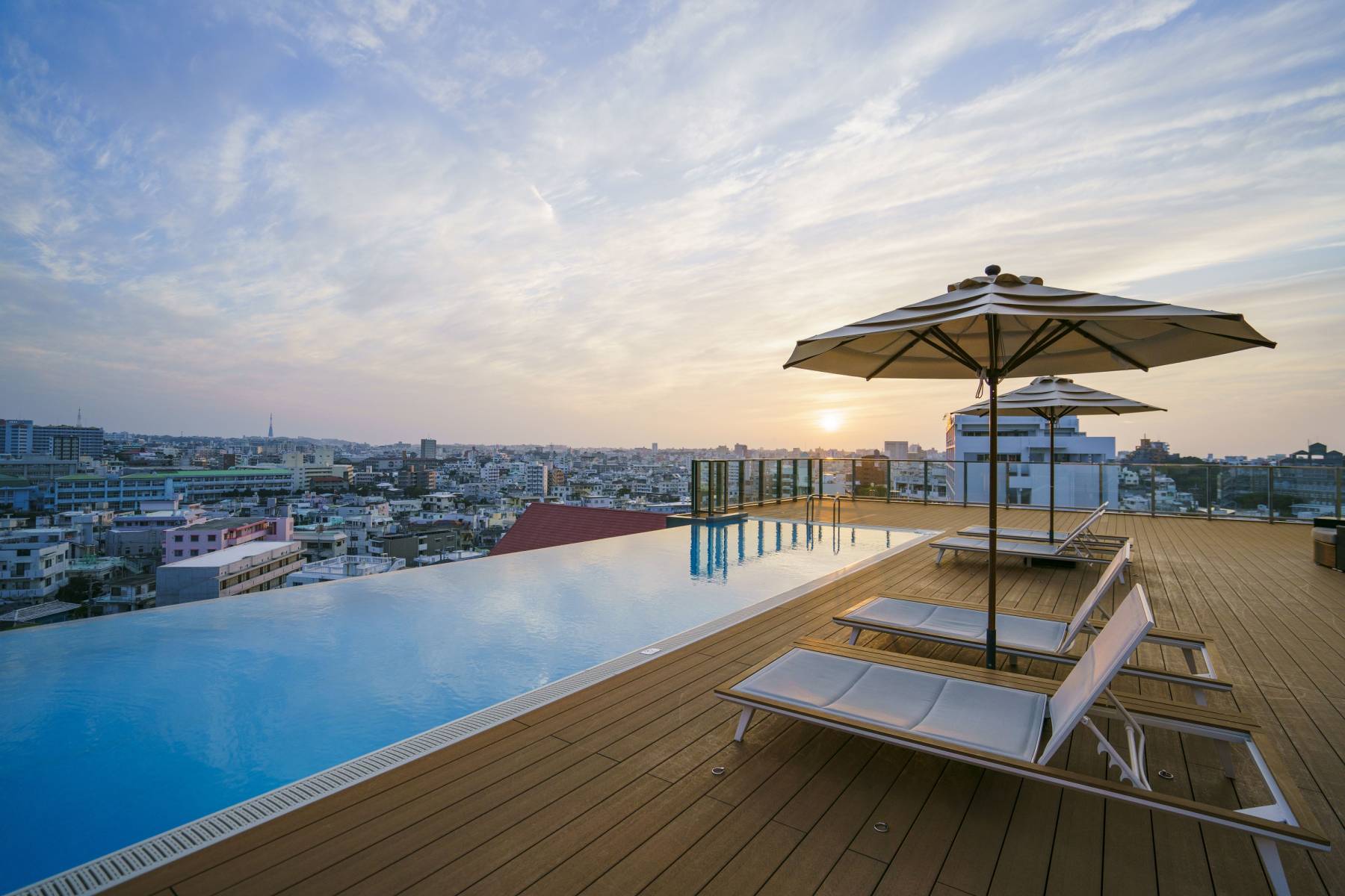 Novotel Okinawa Naha Infinity Pool