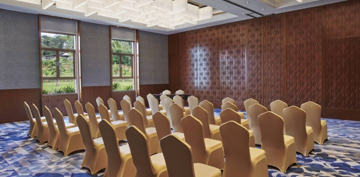 meeting-room-nam-khan-theater-style