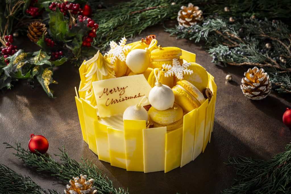 La forêt d'or Christmas Cake 2026 at Pullman Tokyo Tamachi