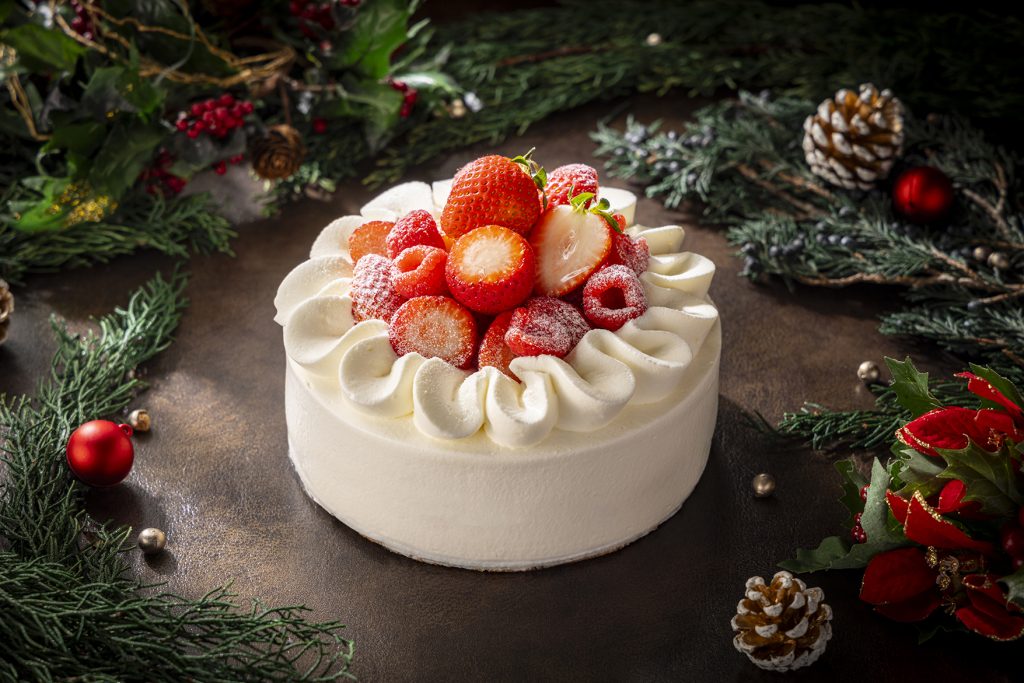Christmas Whole Cake 2026 at Pullman Tokyo Tamachi