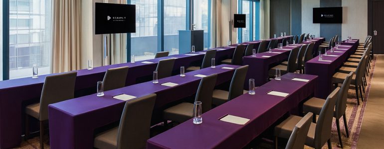 intimate-impactful-your-best-hotel-room-for-meetings-in-tokyo