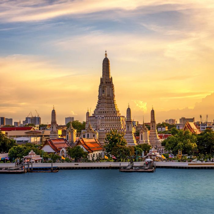 explore-bangkok-attractions-along-chao-phraya-river