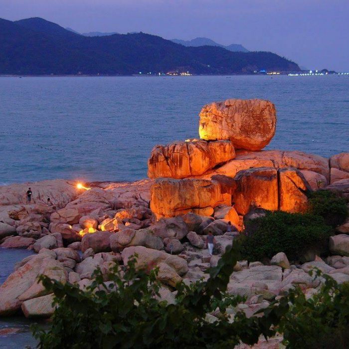 hon-chong-promontory-rocks