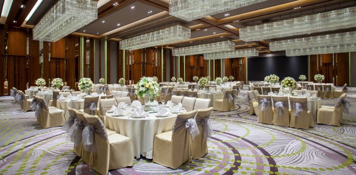 ballroom-round-table_2200x1200-2