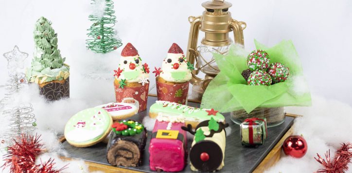festive-cake-selections-min
