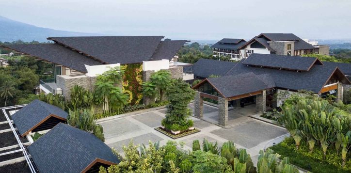 pullman-ciawi-lobby
