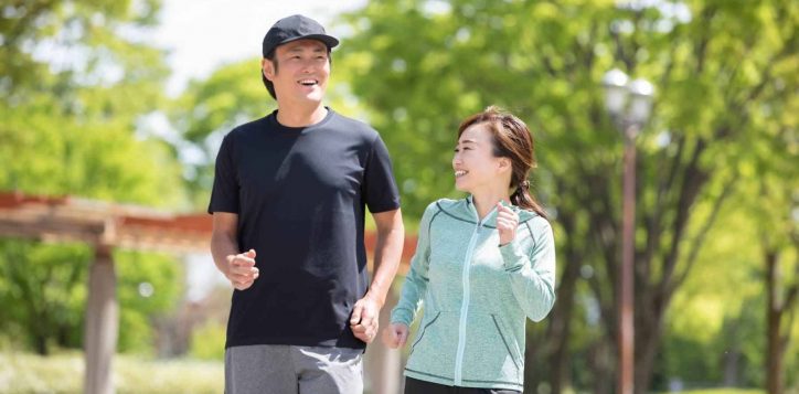 couple-brisk-walking