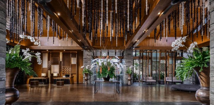 lobby-facing-entrance
