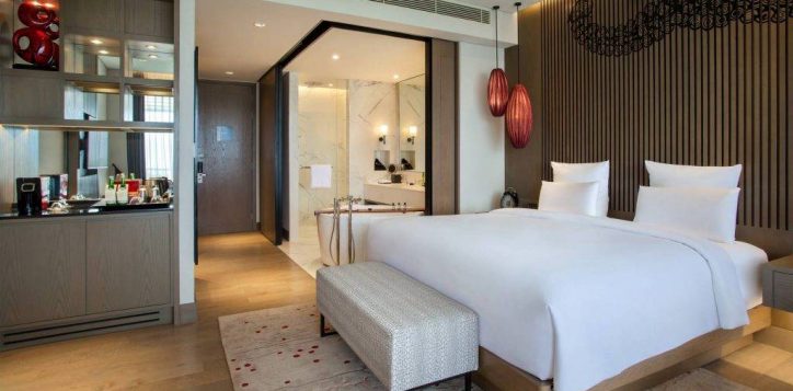 executive-king-room