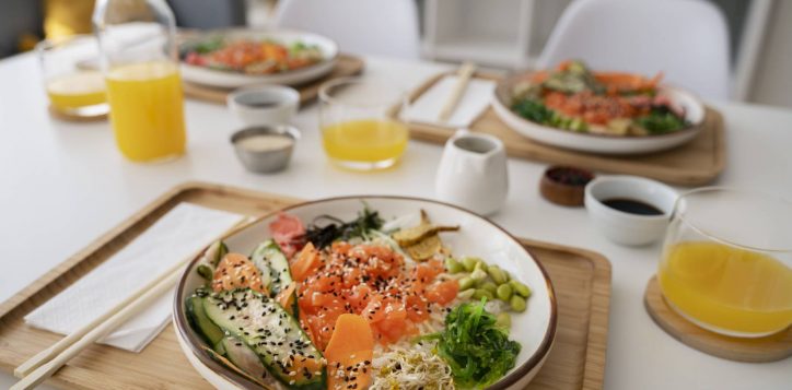 seafood-dish-bowl-with-salmon-2