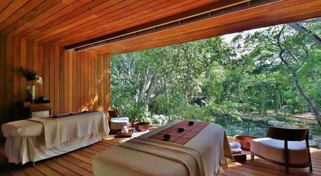 12-couples-retreats-in-gorgeous-destinations-to-bring-you-closer-than-ever