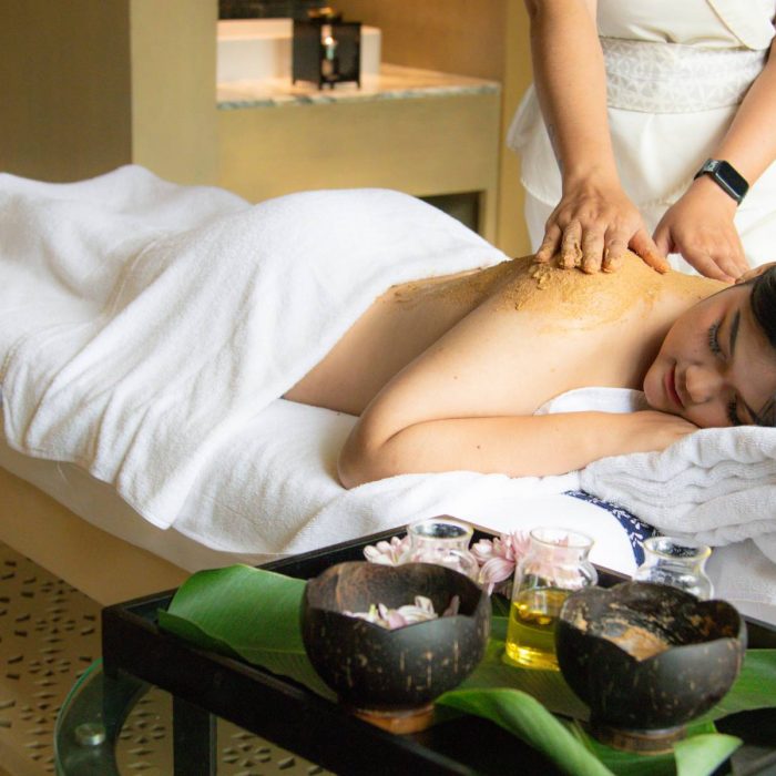 rejuvenate-your-senses-with-ngaruru-body-treatment-at-pullman-spa-pullman-ciawi-vimala-hills