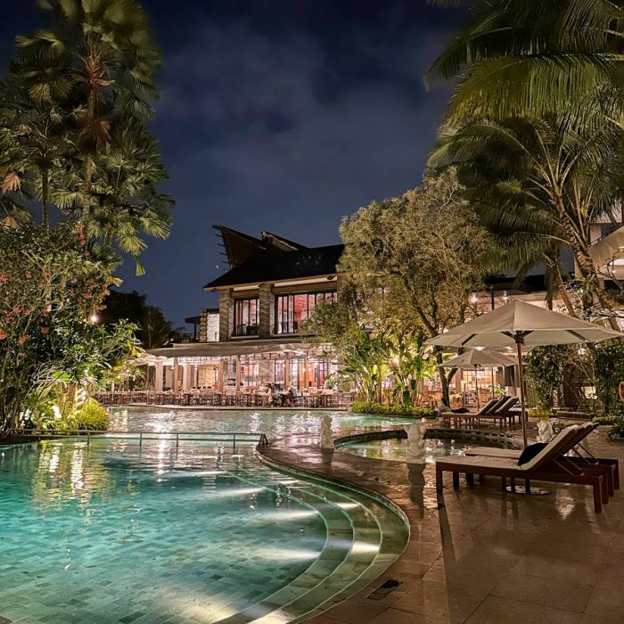 a-warm-welcome-to-elevated-leisure-discover-the-heated-family-pool-at-pullman-ciawi-vimala-hills