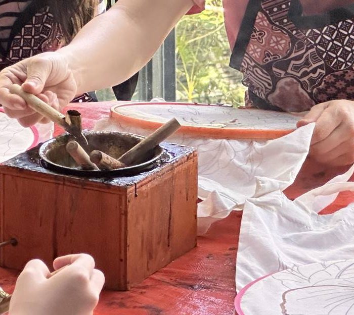 celebrating-the-2025-batik-day-in-cultural-heritage-through-the-batik-workshop-at-pullman-ciawi-vimala-hills