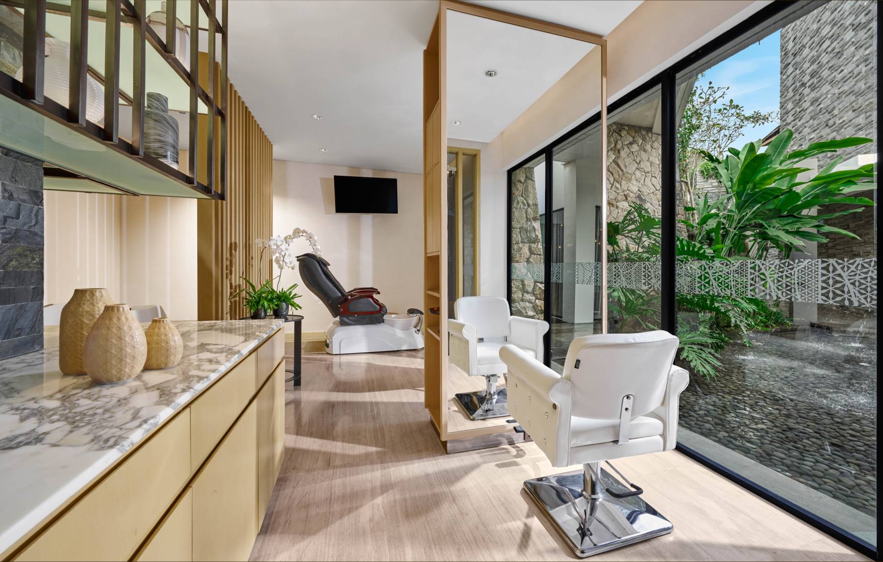 Staycation at Pullman Ciawi rooms