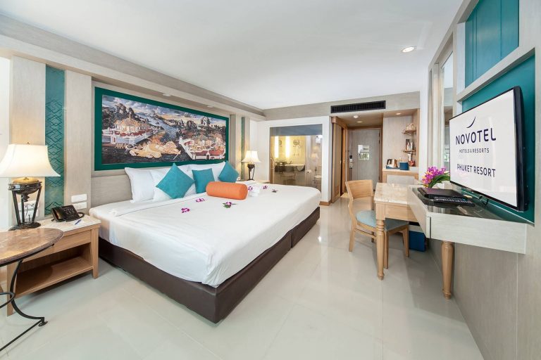 Deluxe Room Patong, Phuket | Novotel Phuket Resort