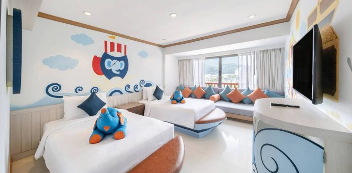 what-makes-novotel-patong-beach-resort-ideal-for-families-with-young-children