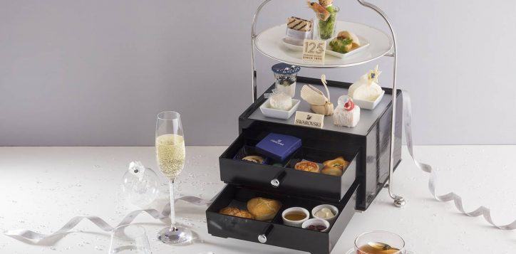 the_lounge_afternoon_tea_delight_swarovski_01_l