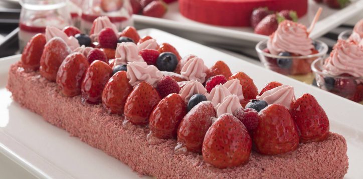 tavola36_strawberry_sweet_buffet09