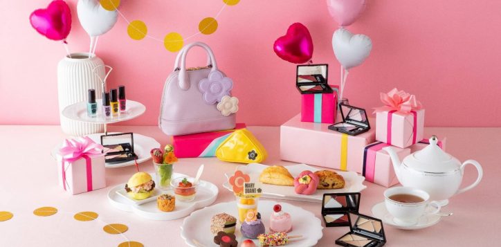 joyful-party-an-afternoon-tea-with-mary-quant-2