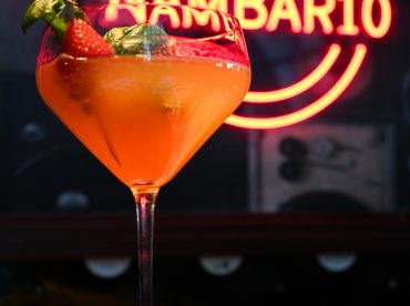 スイスホテル南海大阪 - 10F レトロバー「ナンバー10」