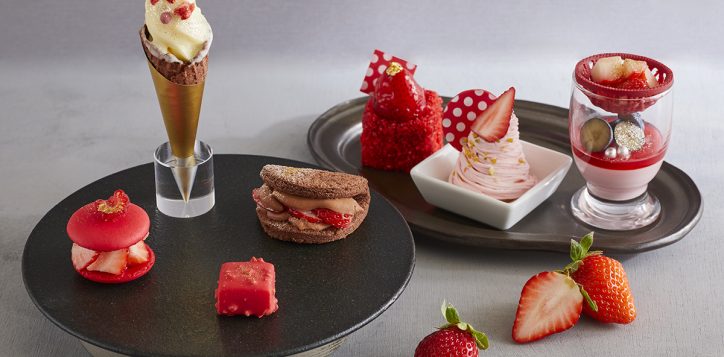 the_lounge_afternoon_tea_strawberry_chocolate_sweets