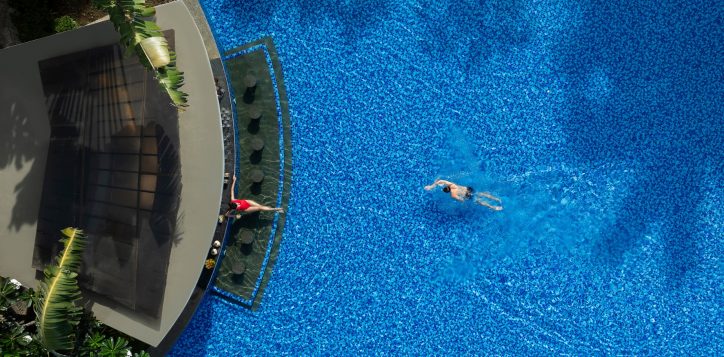 movenpick-boracay-swimming-pool