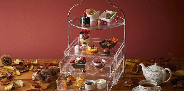 the_lounge_monsters_autumn_party_afternoon_tea_in_box_landscape