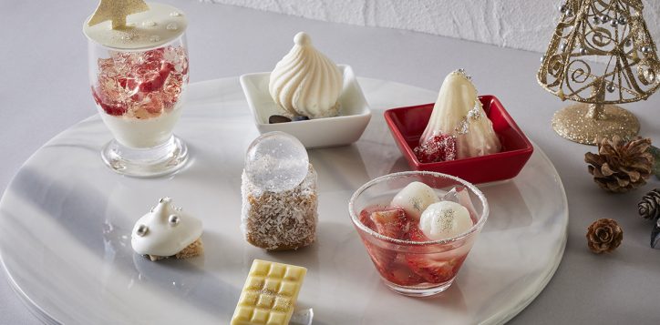 the_lounge_afternoon_tea_sweets