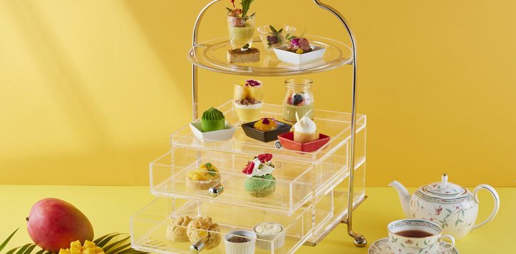 the_lounge_mango_afternoon_tea_in_box_landscape