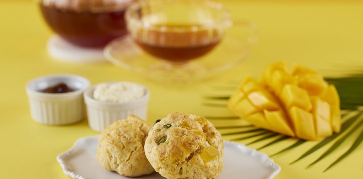 the_lounge_mango_afternoon_tea_scone