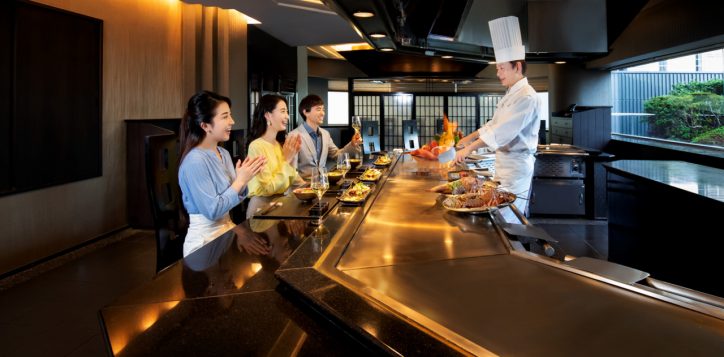 live-it-well-osaka_what-restaurants-are-must-try-osaka-02