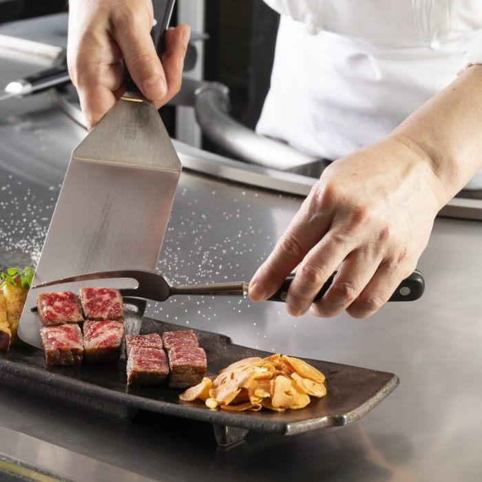 10f-%e3%80%8cminami%e3%80%8d-teppanyaki-restaurant