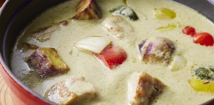 table36_lunch_buffet_thai_style_chicken_green_curry