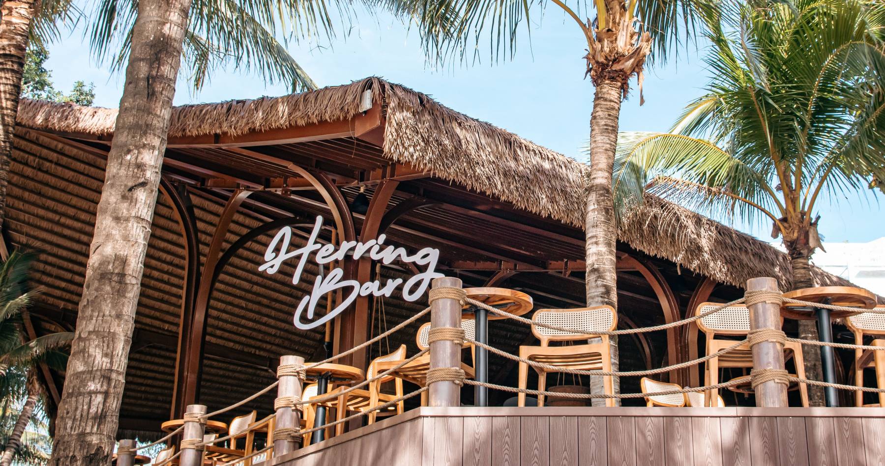 herring-bar