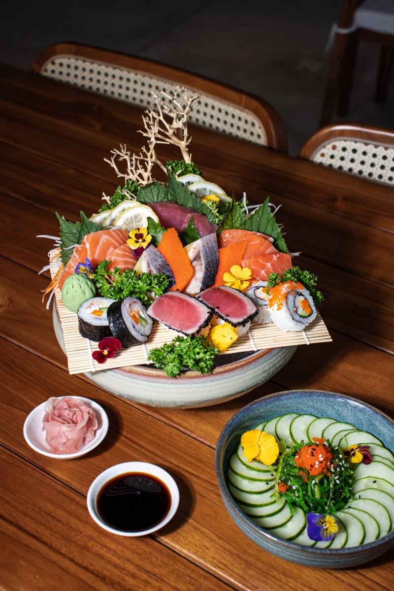 thursday-cherry-blossom-dining