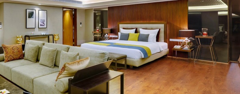 Shangri-La-Hotel-Tokyo---Presidential-Suite---Living-Room---1250892 |  Luxury hotels & resorts | Traveluxury