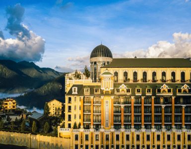 a-season-of-prestige-from-conde-nast-traveler-and-michelin-to-the-world-travel-awards