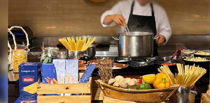 dinner-feast-international-buffet