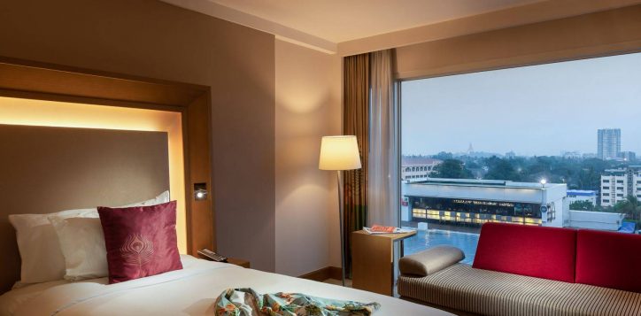 deluxe-room