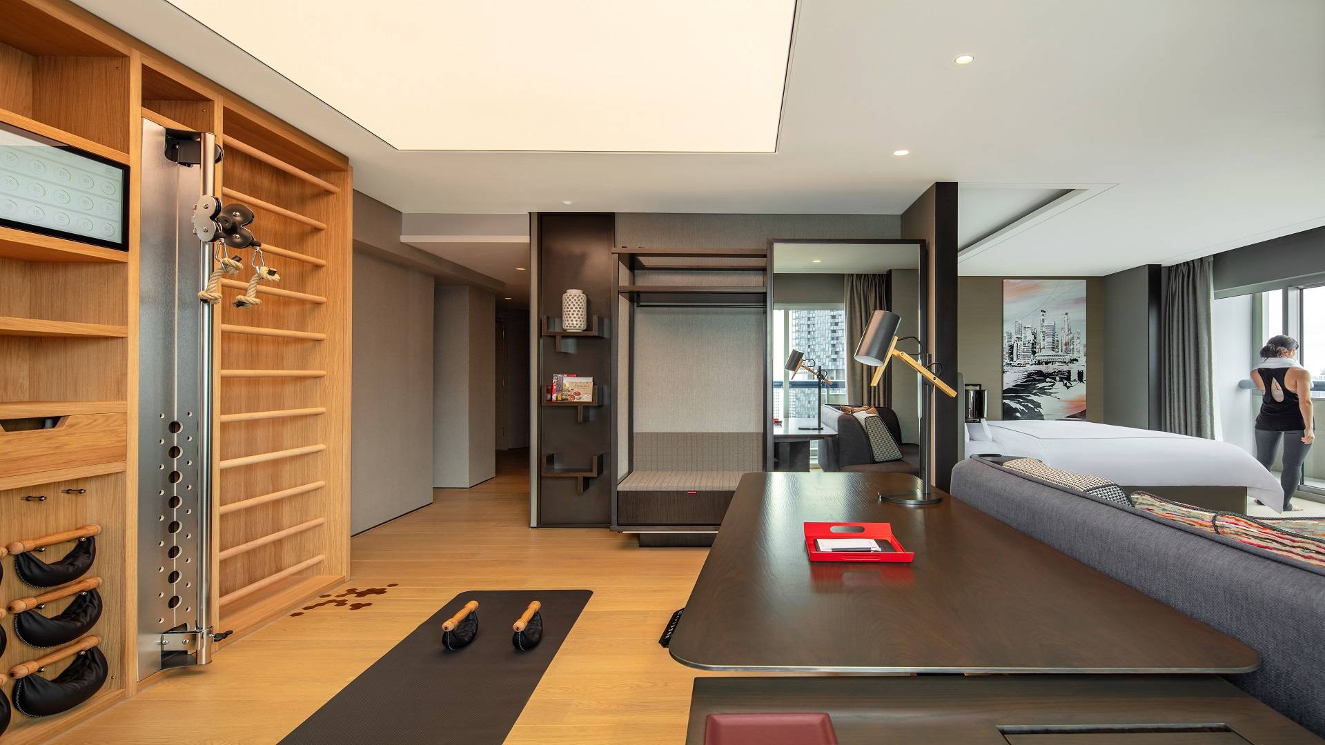 Спальня геймера. Came room. Came room. Комната с компьютером. Living room with molding.