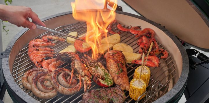 the-eight-festive-bbq_2