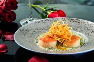 dine-in-love-romantic-dining-at-swissotel-the-stamford-and-fairmont-singapore