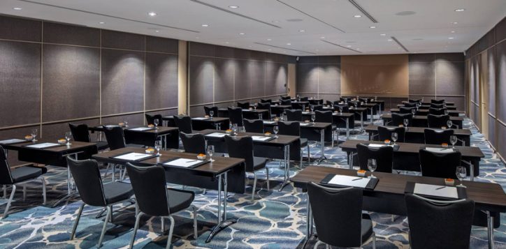 flexible-small-meeting-room-solutions-h2-08